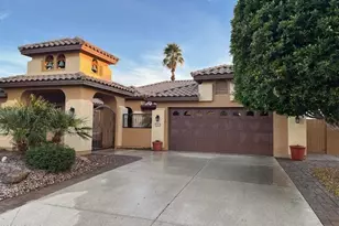 16081 W Piccadilly Rd, Goodyear, AZ 85395 - Photo 4