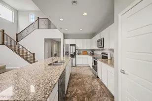 5819 N 88th Ln, Glendale, AZ 85305 - Photo 18