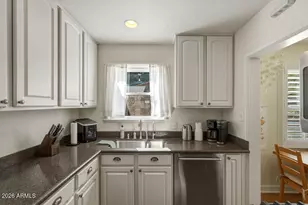 225 E Colter St, Phoenix, AZ 85012 - Photo 8