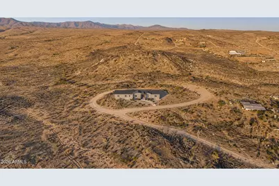 0 Xxx --, Goodyear, AZ 85338 - Photo 2