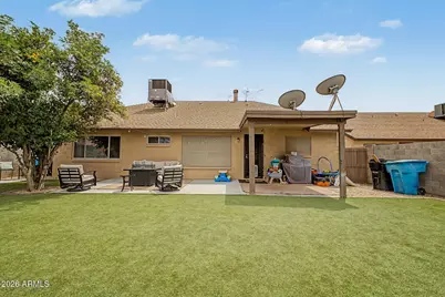 10118 W Medlock Avenue, Glendale, AZ 85307 - Photo 32