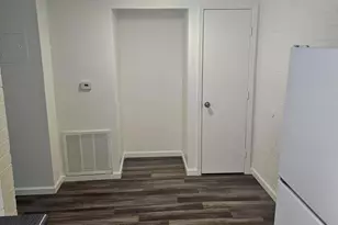 521 E Bethany Home Rd, Phoenix, AZ 85012 - Photo 6