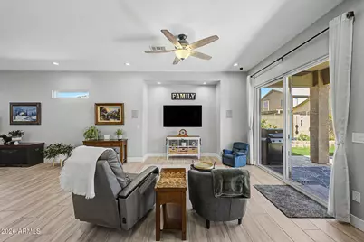 2057 W Gila Butte Drive, San Tan Valley, AZ 85144 - Photo 6