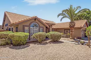 2943 E Redwood Ln, Phoenix, AZ 85048 - Photo 1