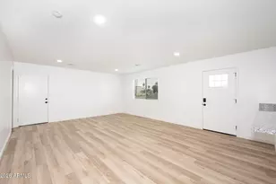 3153 W Sweetwater Ave, Phoenix, AZ 85029 - Photo 2