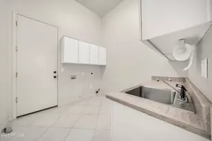 9752 E Roadrunner Dr, Scottsdale, AZ 85262 - Photo 20