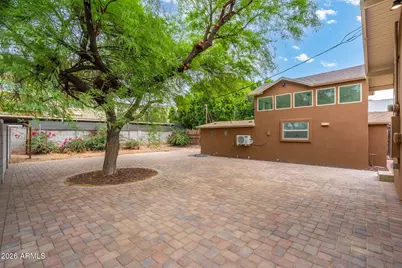 332 E Windsor Avenue, Phoenix, AZ 85004 - Photo 48