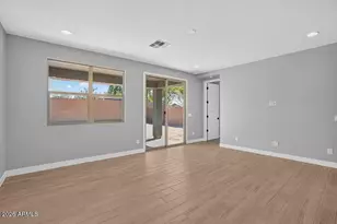 17132 W Briles Rd, Surprise, AZ 85387 - Photo 8