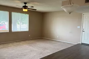 6540 W Hazelwood St, Phoenix, AZ 85033 - Photo 32