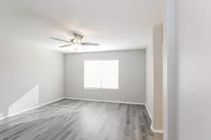 9323 W Ironwood Dr, Peoria, AZ 85345 - Photo 10