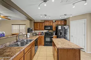 4381 E Silverbell Rd, San Tan Valley, AZ 85143 - Photo 16
