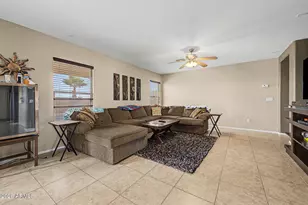 4381 E Silverbell Rd, San Tan Valley, AZ 85143 - Photo 8
