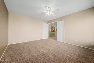 4381 E Silverbell Rd, San Tan Valley, AZ 85143 - Photo 38