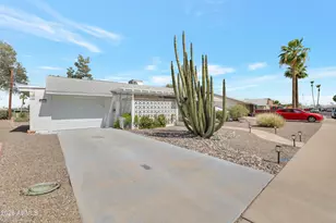 10824 W Crosby Dr, Sun City, AZ 85351 - Photo 2