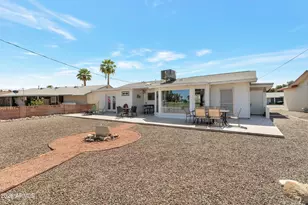 10824 W Crosby Dr, Sun City, AZ 85351 - Photo 28