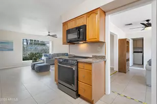 10824 W Crosby Dr, Sun City, AZ 85351 - Photo 10