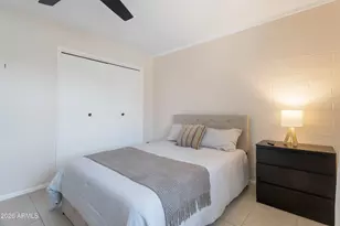 10824 W Crosby Dr, Sun City, AZ 85351 - Photo 20