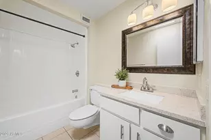 13435 N Emberwood Dr, Sun City, AZ 85351 - Photo 16