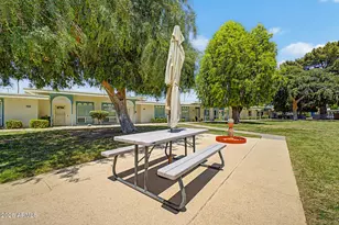 13435 N Emberwood Dr, Sun City, AZ 85351 - Photo 32
