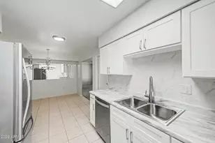 13435 N Emberwood Dr, Sun City, AZ 85351 - Photo 6