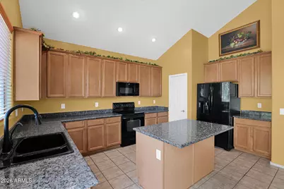 35732 N 31st Drive, Phoenix, AZ 85086 - Photo 10