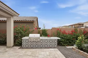 12125 W Luxton Ln, Avondale, AZ 85323 - Photo 8