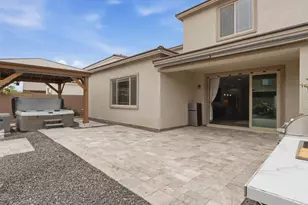 12125 W Luxton Ln, Avondale, AZ 85323 - Photo 2