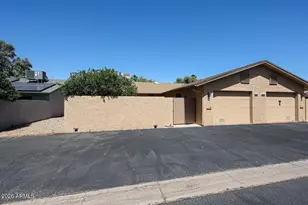 13715 W Meeker Blvd, Sun City West, AZ 85375 - Photo 30