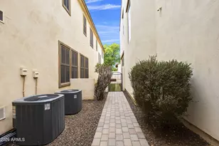 15422 W Dahlia Dr, Surprise, AZ 85379 - Photo 64