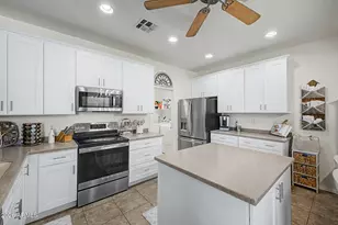 42605 W Rosalia Dr, Maricopa, AZ 85138 - Photo 12