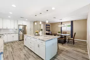 4607 N 82nd St, Scottsdale, AZ 85251 - Photo 10