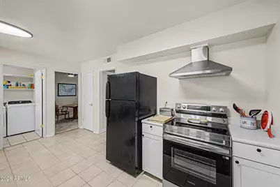 11149 W Emerald Drive, Sun City, AZ 85351 - Photo 12