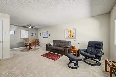 11149 W Emerald Drive, Sun City, AZ 85351 - Photo 4