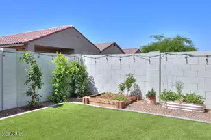 40105 W Carey Dr, Maricopa, AZ 85138 - Photo 36
