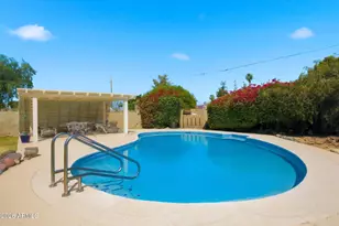 3118 W Sunnyside Ave, Phoenix, AZ 85029 - Photo 2