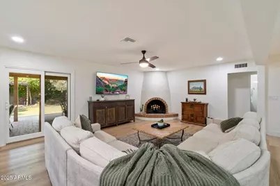 5334 E Everett Drive, Scottsdale, AZ 85254 - Photo 8