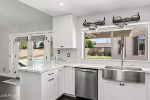 4242 E Sheena Dr, Phoenix, AZ 85032 - Photo 12