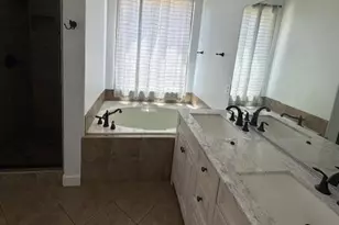 2331 W Branham Ln, Phoenix, AZ 85041 - Photo 2