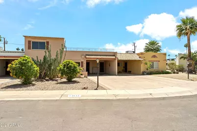 7633 E Meadowbrook Avenue, Scottsdale, AZ 85251 - Photo 2