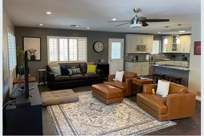 2820 N 56th Place, Scottsdale, AZ 85257 - Photo 2