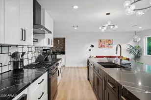 3802 E Piccadilly Rd, Phoenix, AZ 85018 - Photo 14