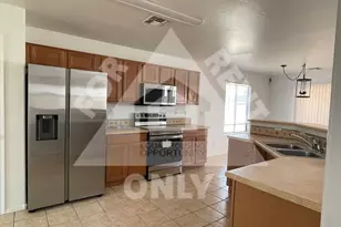 2602 S 112th Dr, Avondale, AZ 85323 - Photo 2
