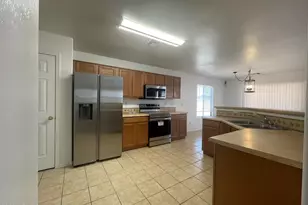 2602 S 112th Dr, Avondale, AZ 85323 - Photo 2