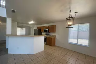 2602 S 112th Dr, Avondale, AZ 85323 - Photo 4