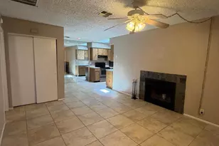 601 W Yukon Dr, Phoenix, AZ 85027 - Photo 2