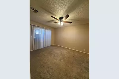 601 W Yukon Drive #3, Phoenix, AZ 85027 - Photo 6