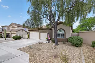 18488 W Sweet Acacia Dr, Goodyear, AZ 85338 - Photo 8