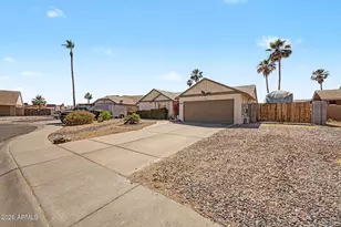 11808 N 78th Dr, Peoria, AZ 85345 - Photo 2