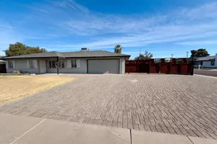 2402 W Anderson Ave, Phoenix, AZ 85023 - Photo 22
