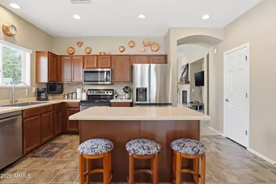 21372 N Klock Court, Maricopa, AZ 85138 - Photo 2